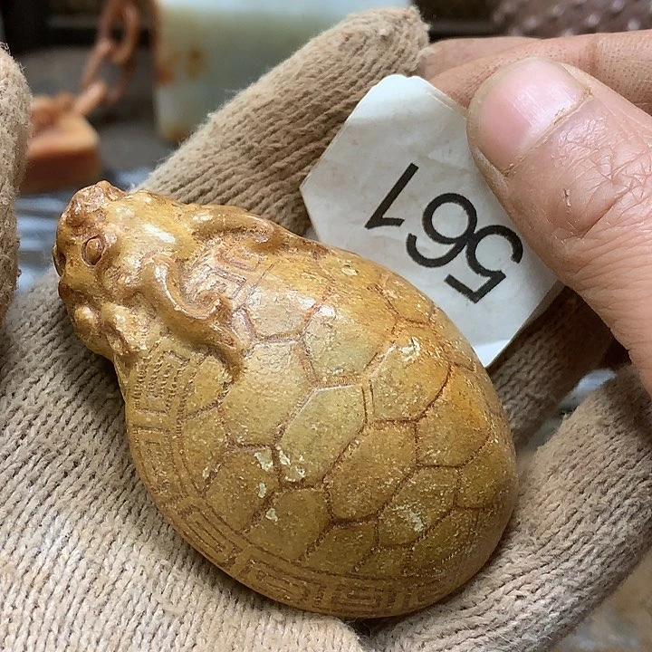 未镶嵌和田玉挂件