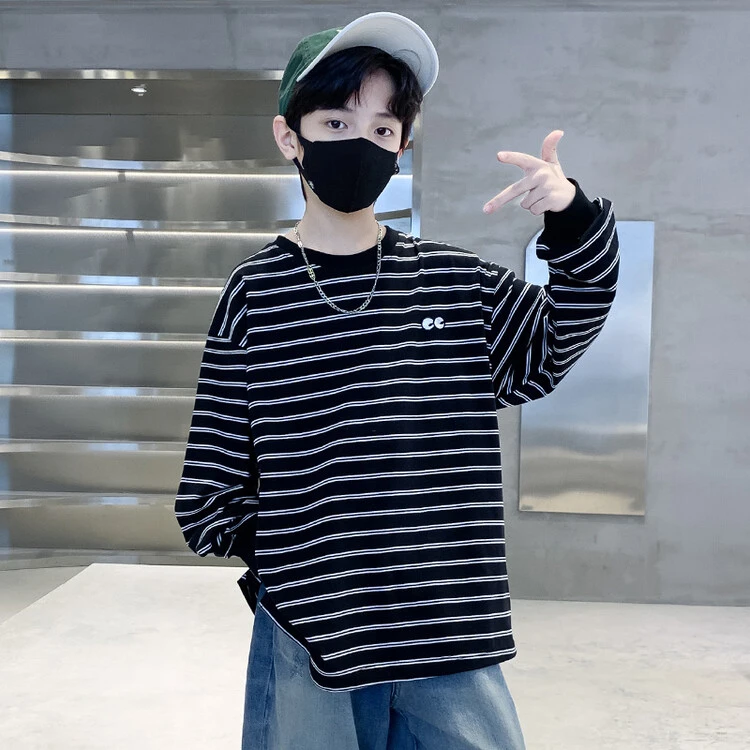 2025男童洋气T恤长袖吸汗春秋中大童条纹上衣韩版宽松型打底衫
