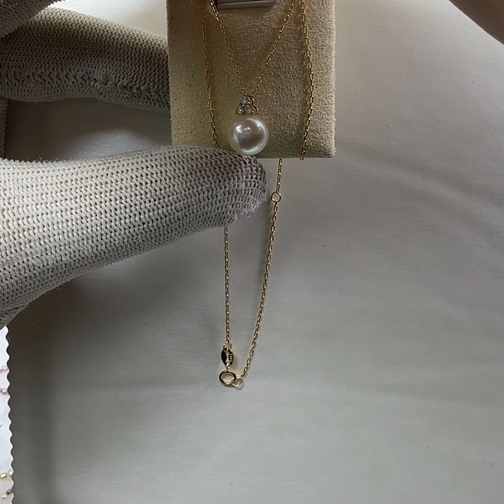 18K金镶嵌颈饰海水珍珠