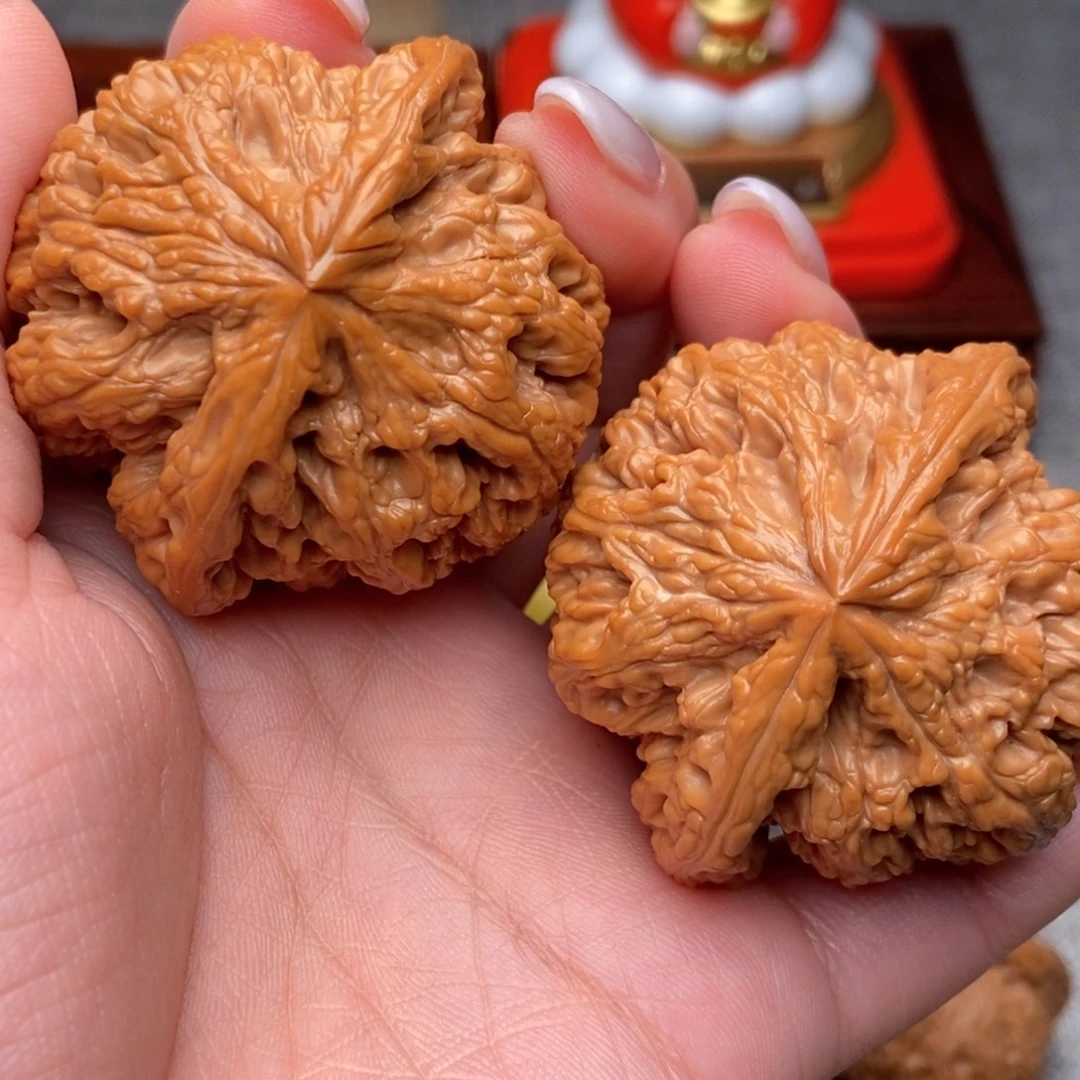 游***龙文玩核桃把件毕业大粗筋48全品