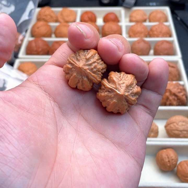 文玩核桃把件小八棱