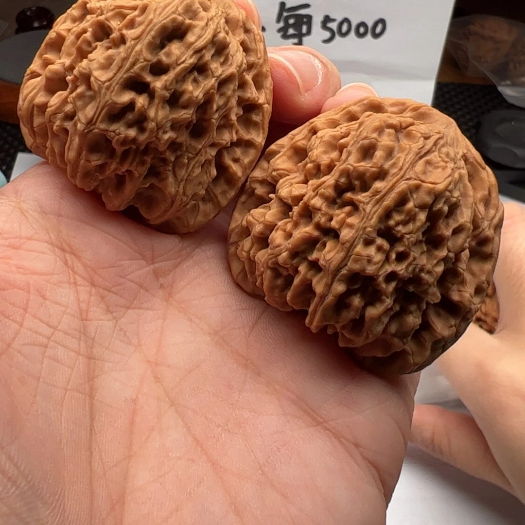 文玩核桃吊坠南疆40