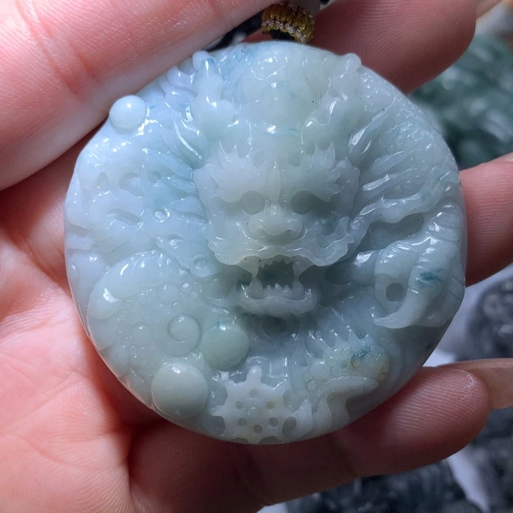 翡翠未镶嵌颈饰保真天然A货翡翠