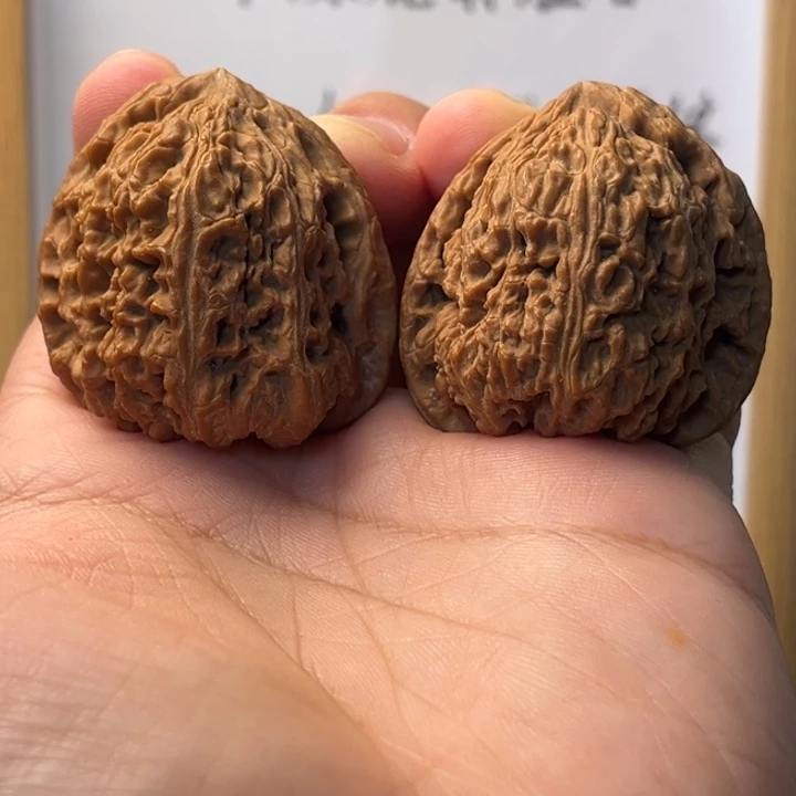 吊坠文玩核桃104号40尺南疆