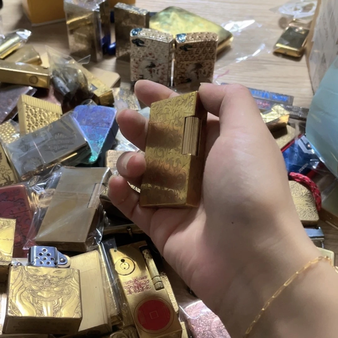 铜捡漏直播间福利打火机朗声