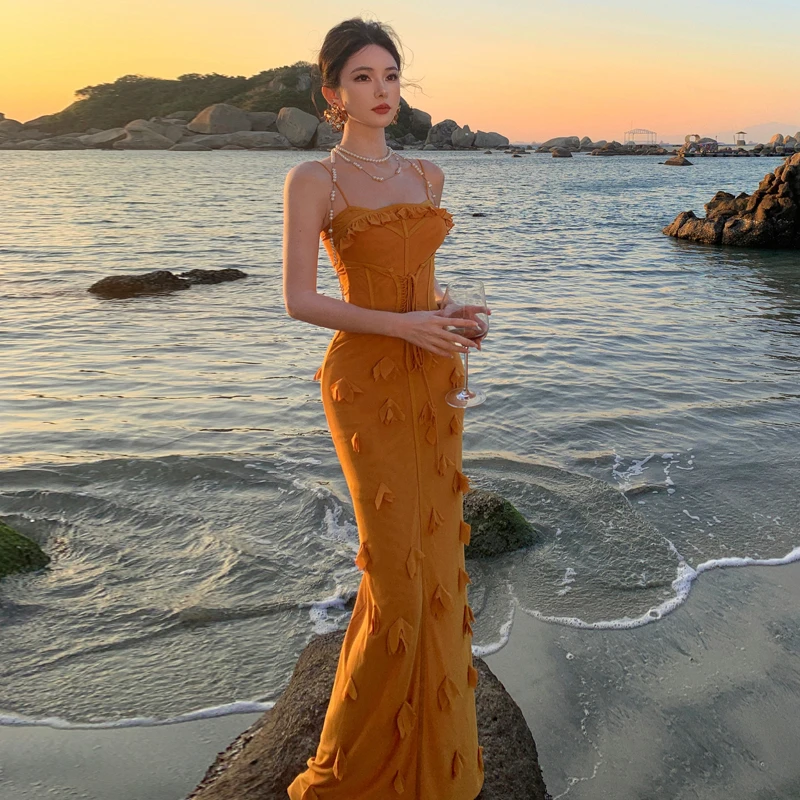 超仙氛围感海岛度假风鱼骨吊带网纱气质裙收腰显瘦花朵礼服长裙子