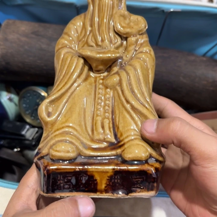 手柄款水晶玻璃山****宿