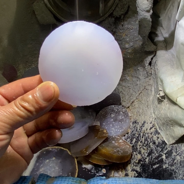 阿****定制玛瑙不支持七天无理由退货