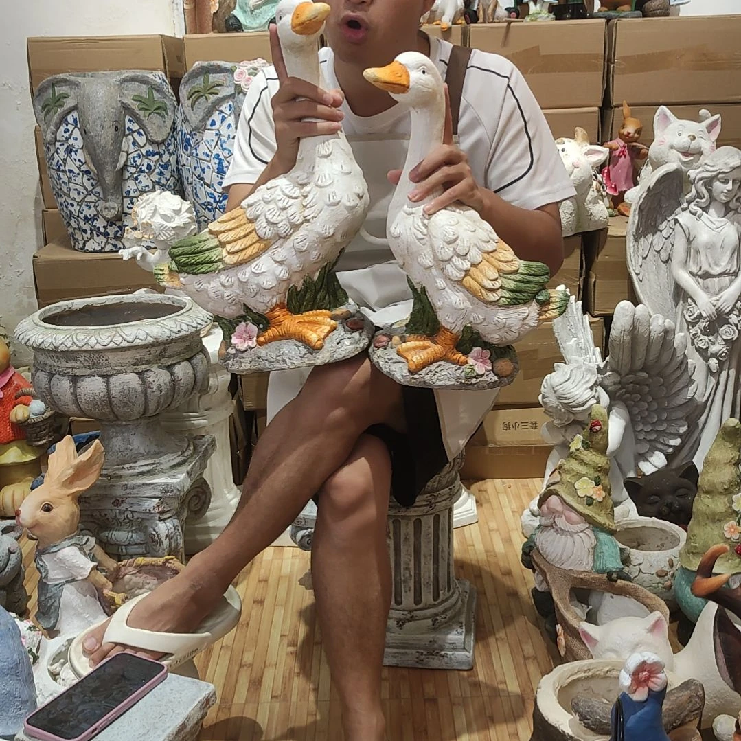 合成树脂鸭子一对