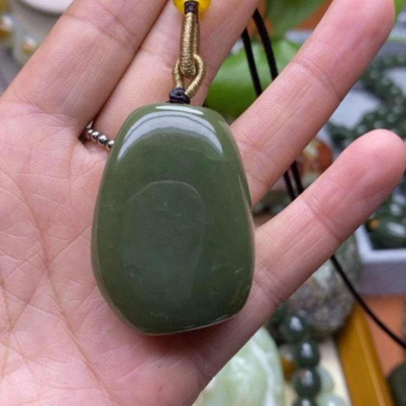 【闪购商品】未镶嵌岫岩河磨玉（透闪石质玉）挂件