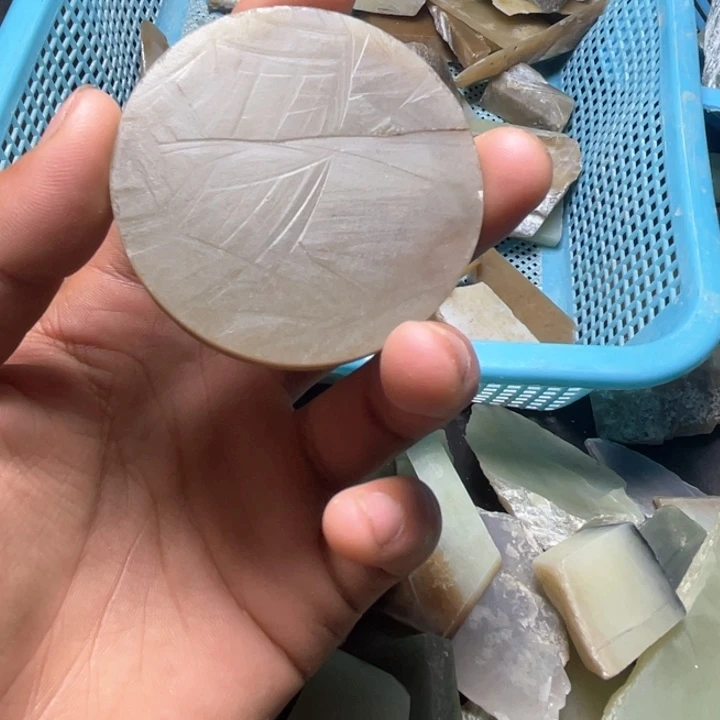 和田玉（糖玉）未镶嵌珠宝半成品