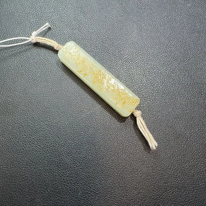 用***9和田玉未镶嵌颈饰