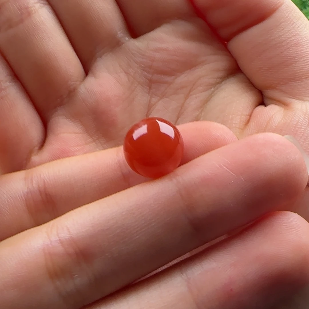 南红玛瑙未镶嵌圆珠11.5孔道边白马牙