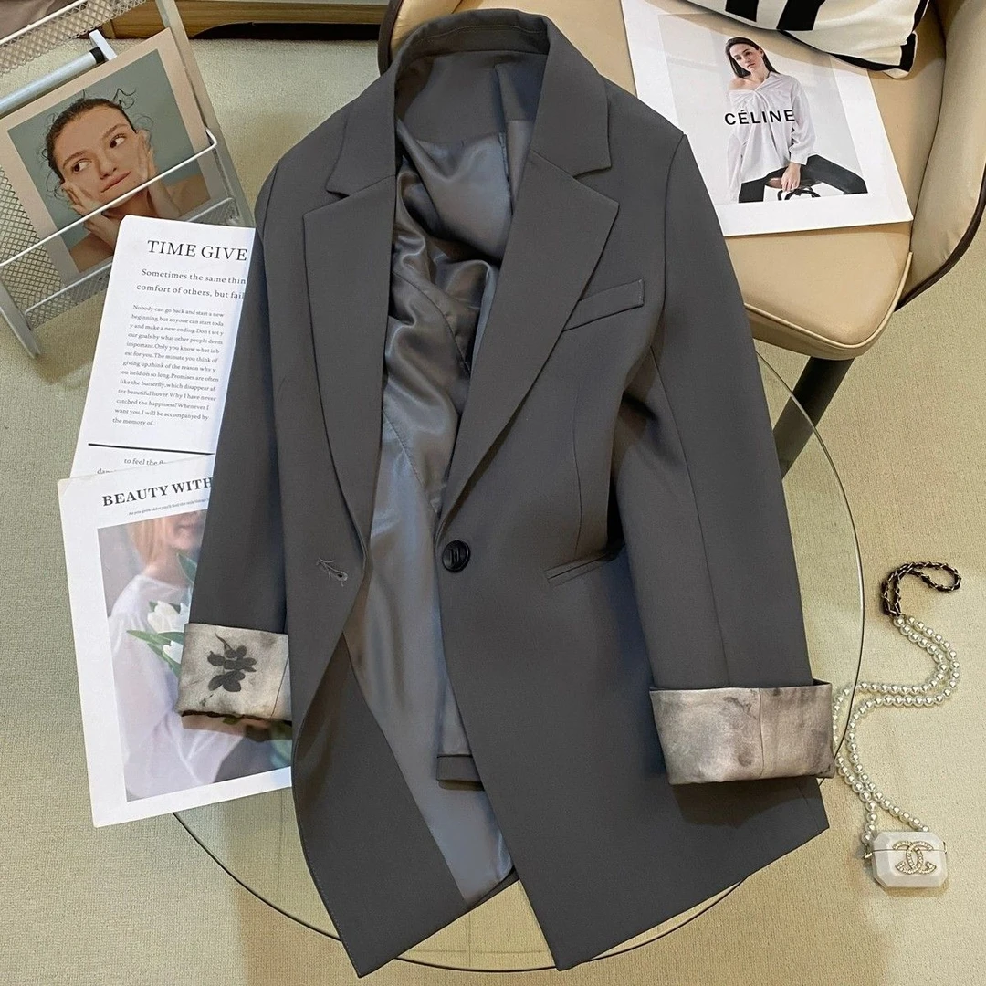 灰色复古宽松休闲西装外套女2025春季新款独特袖口设计高级感西服