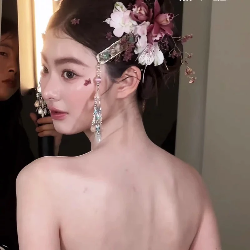 非金属仿水晶婚庆饰品 长款流苏减龄款小边夹