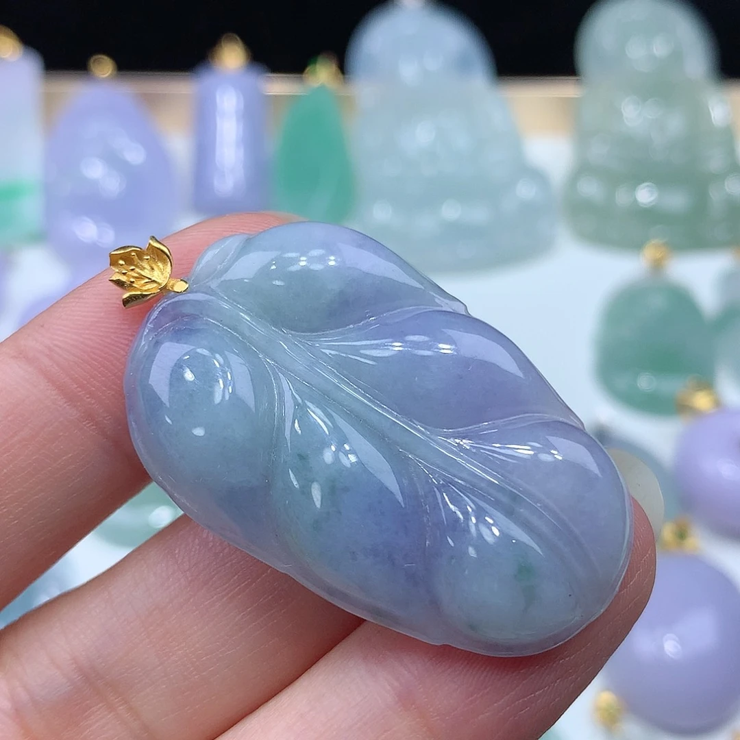 颈饰18K金镶嵌翡翠翡翠