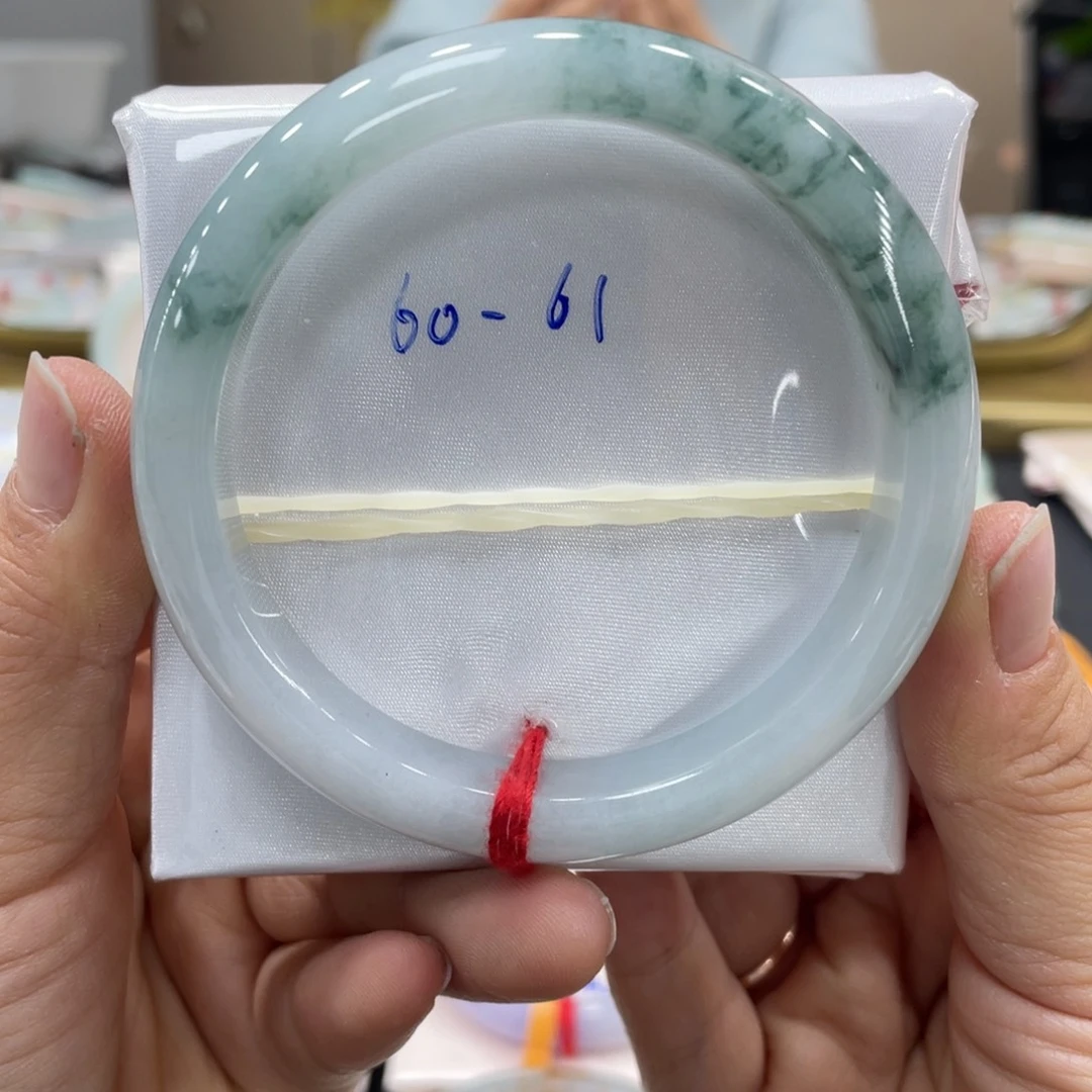 未镶嵌手镯翡翠翡翠