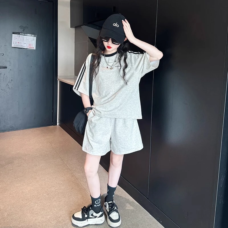 女童套装夏季2025新款女孩大童洋气时髦夏装短袖短裤儿童休闲运动