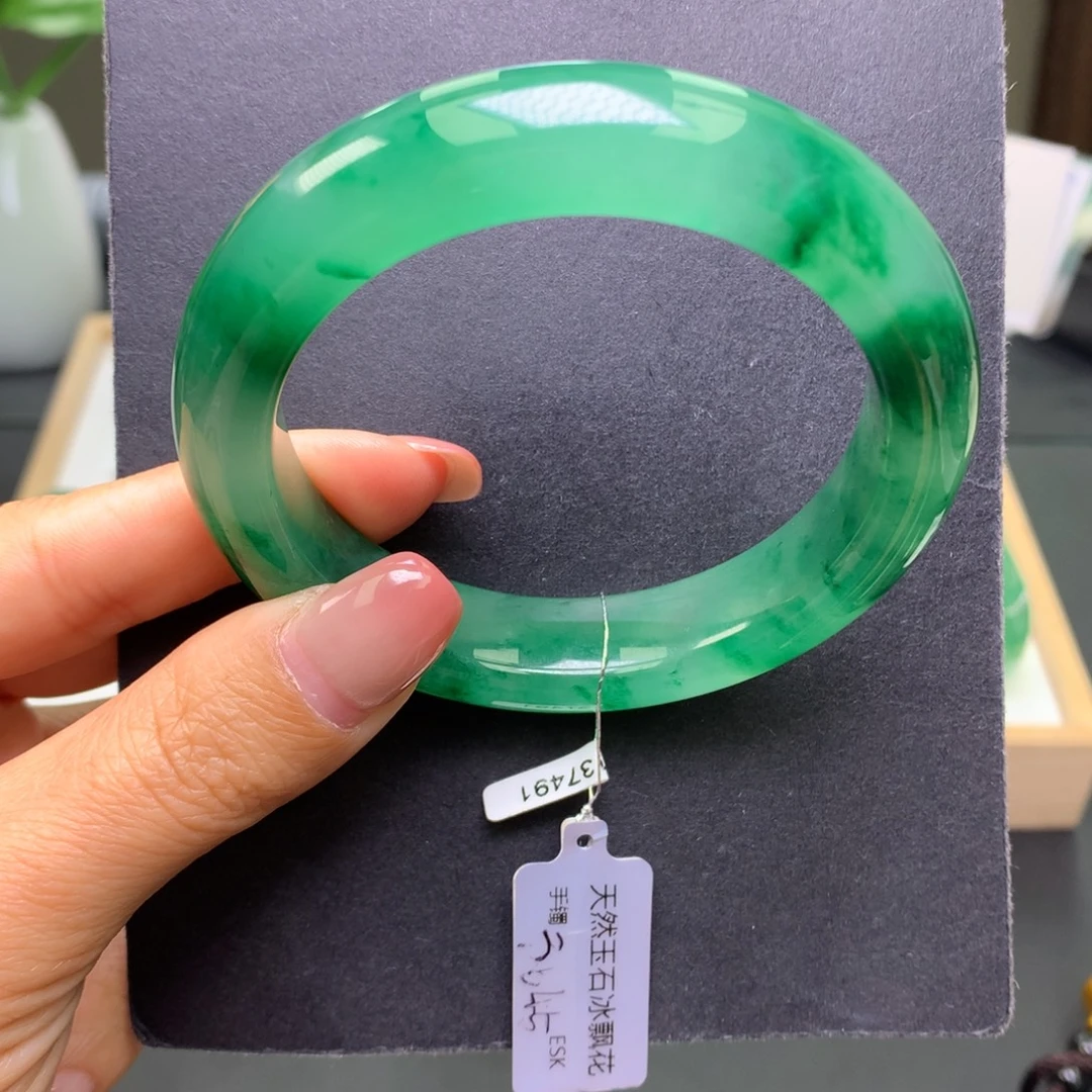 石英质玉（非洲翠）未镶嵌手镯5859冰底辣绿飘花