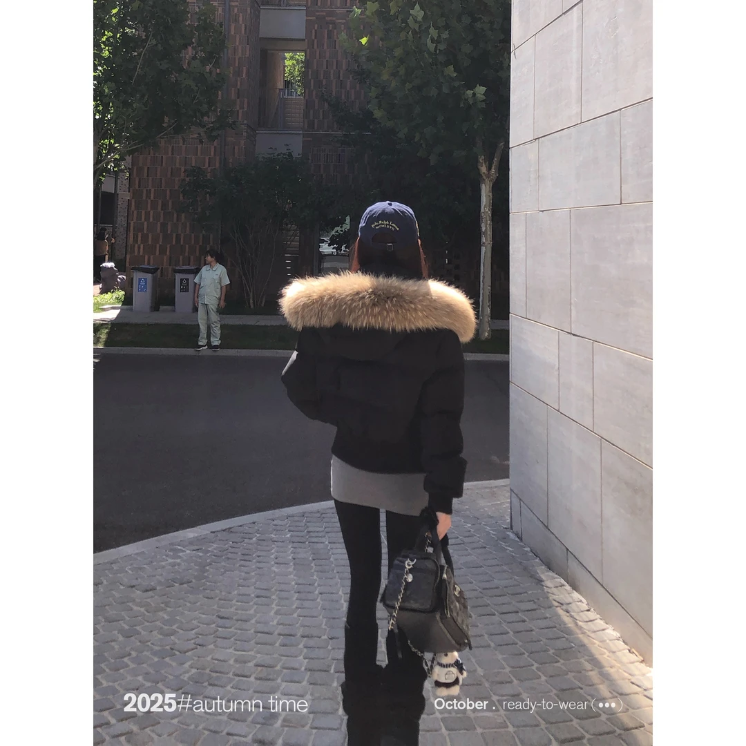 SUNONEONE 貉子毛领连帽短款羽绒服女冬韩系加厚保暖外套H1483W