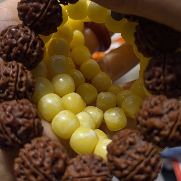 大果紫檀（缅甸花梨）1.2老邢龙香手串