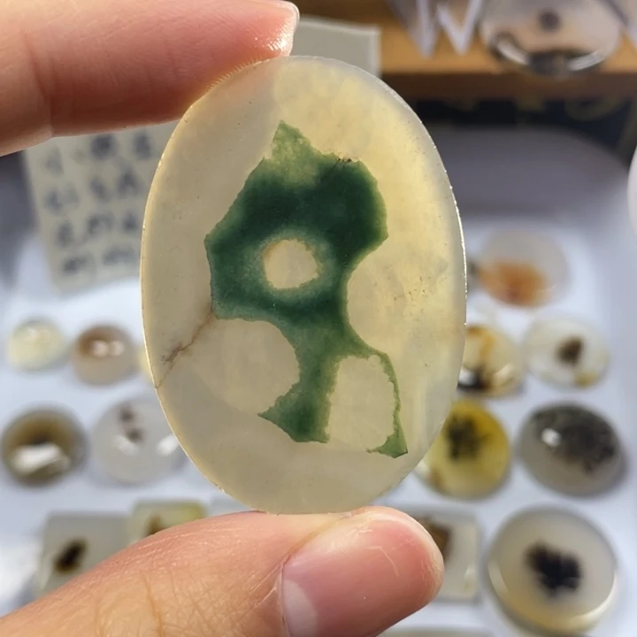 玛瑙/玉髓未镶嵌牌子