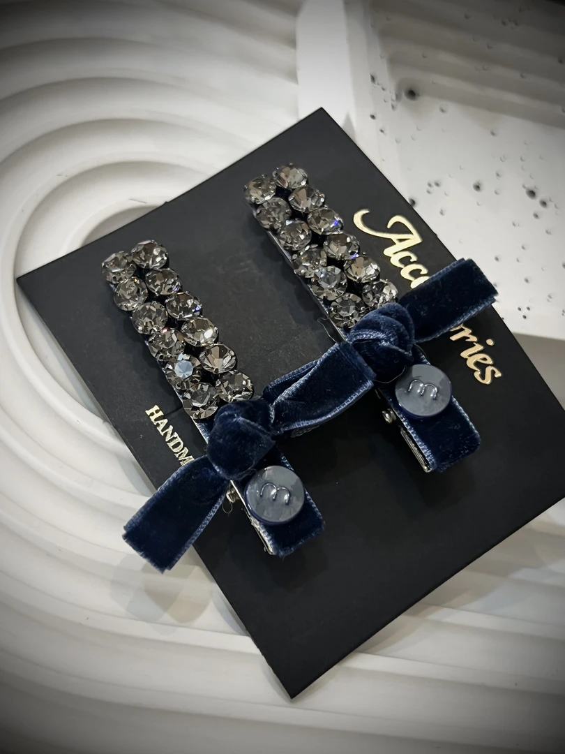 杨大姐推荐《蓝色蝴蝶》韩国新品防水晶丝绒蝴蝶结刘海碎发鸭嘴对夹