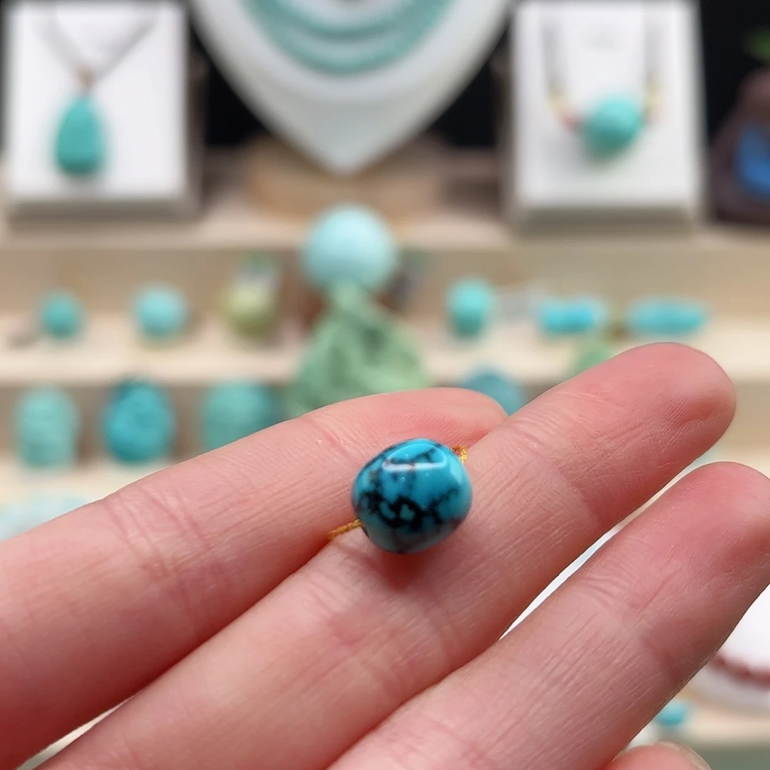 绿松石配饰未镶嵌