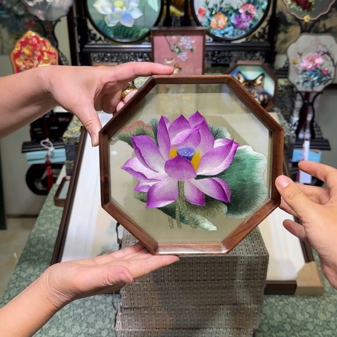 刺绣刺绣工艺精湛独特设计异色