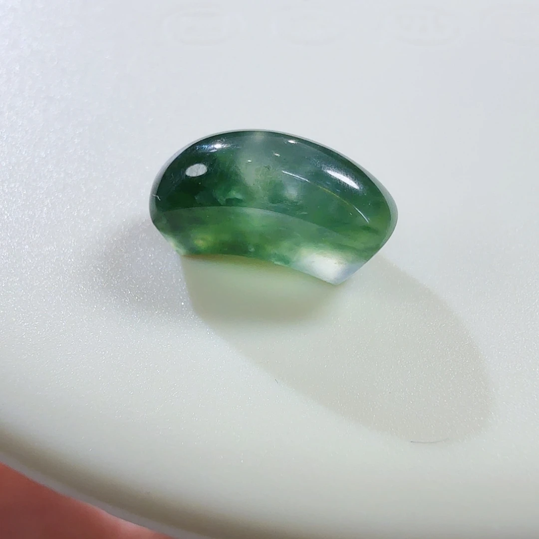 翡翠未镶嵌颈饰绿野仙踪半戒圈