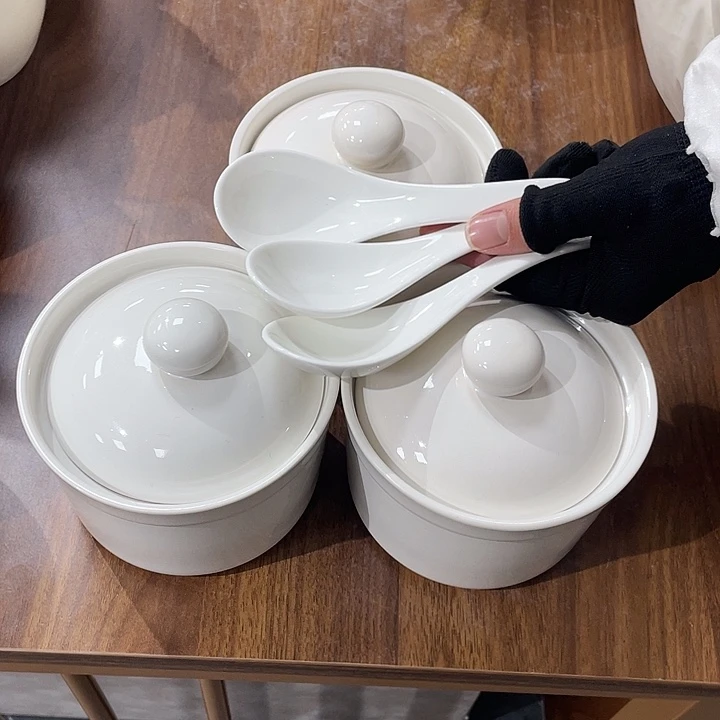 白瓷餐盘餐盘餐盘