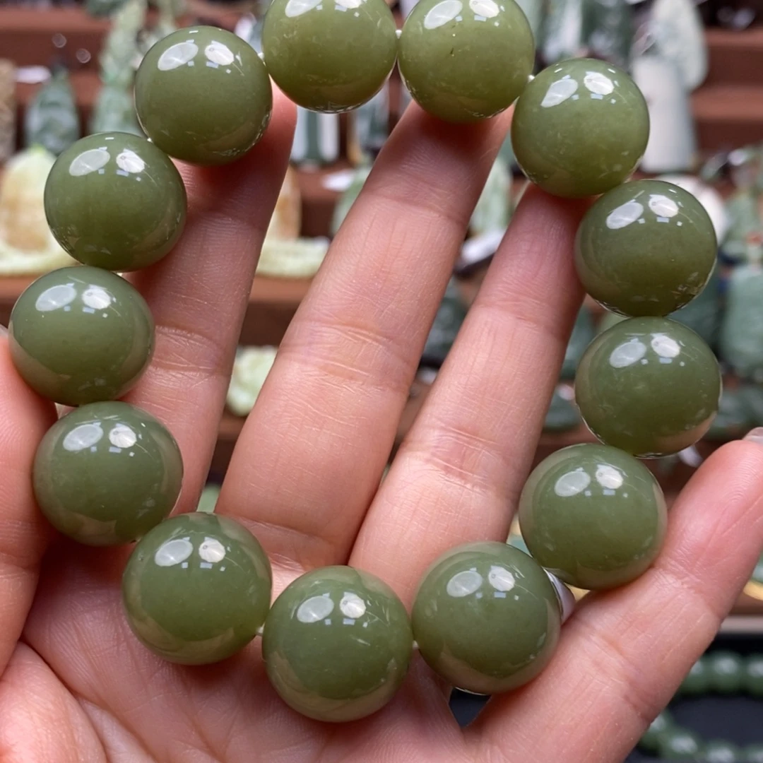 长***鹿和田玉未镶嵌手链