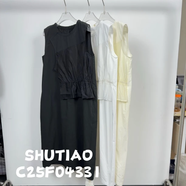 【SHUTIAO】2025夏季：新款小众设计款连衣裙C25F04331