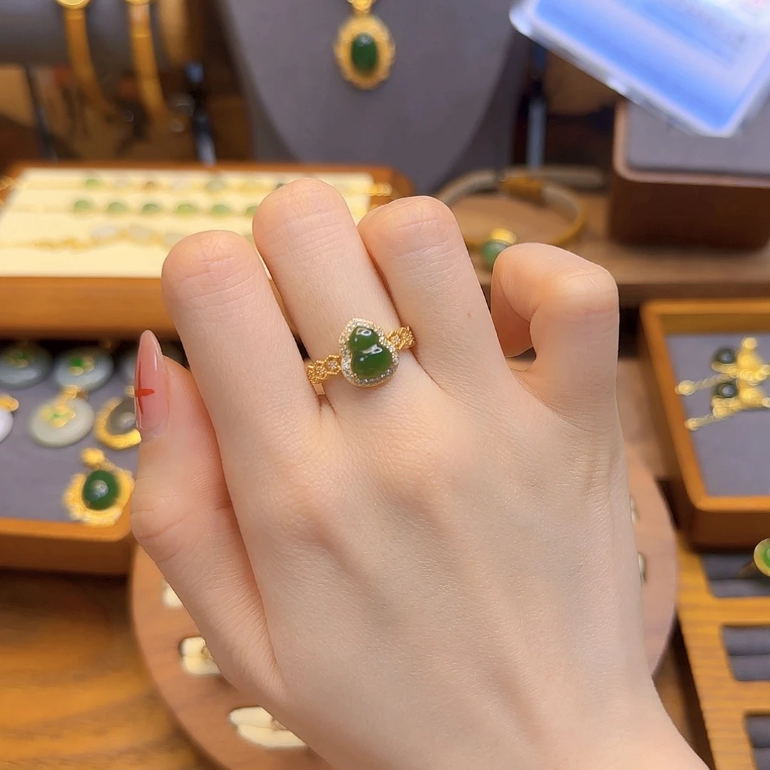 和田玉戒指银S925镀金镶嵌