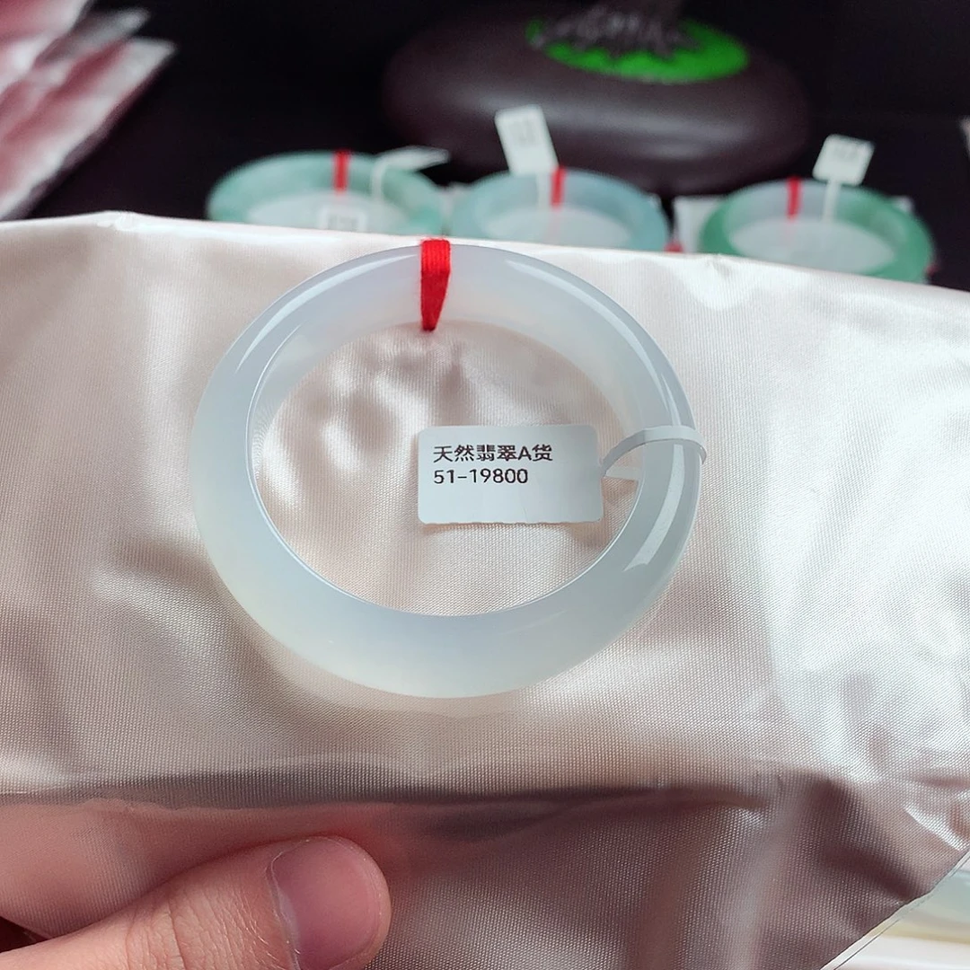 翡翠未镶嵌手镯缅甸翡翠天然手镯