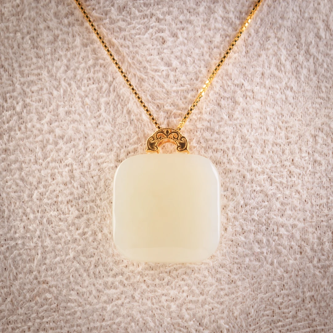 天然和田玉甜蜜小方糖无事牌吊坠小女生女新中式玉坠@多样性发一