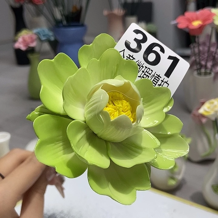 陶瓷纯手工捏花设计