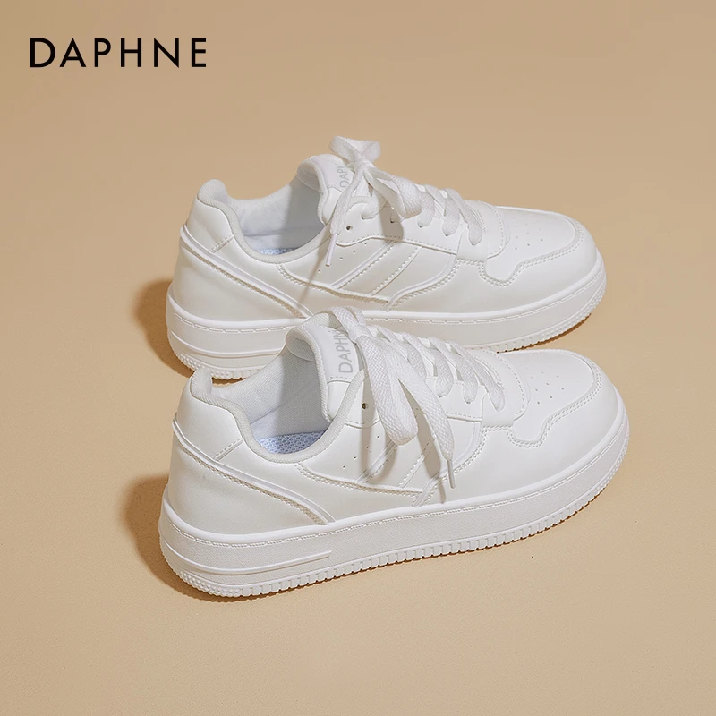 达芙妮小白鞋女款2025新款春季超火百搭轻便学生鞋子运动休闲板鞋