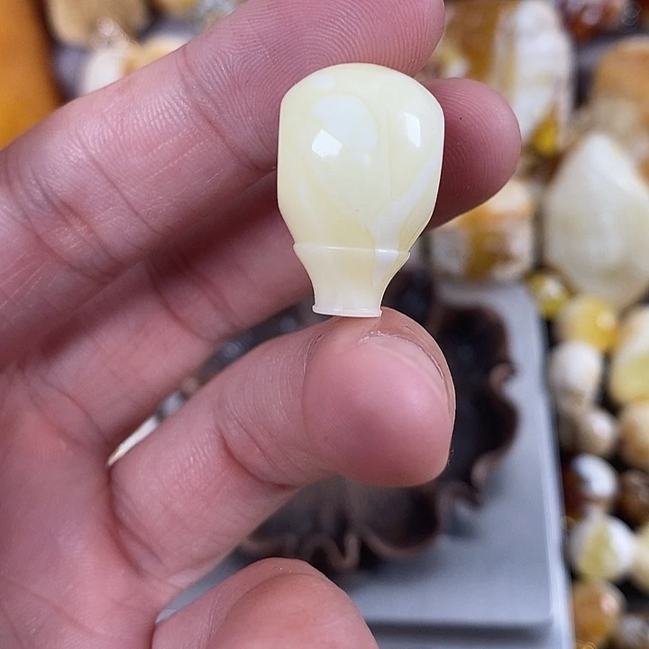 琥珀未镶嵌珠宝奇石我