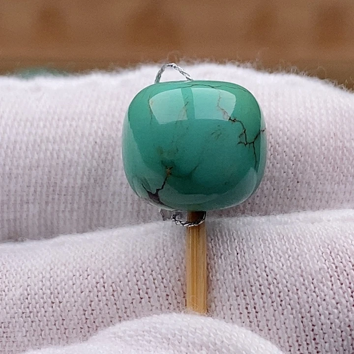 绿松石未镶嵌珠宝奇石12.2