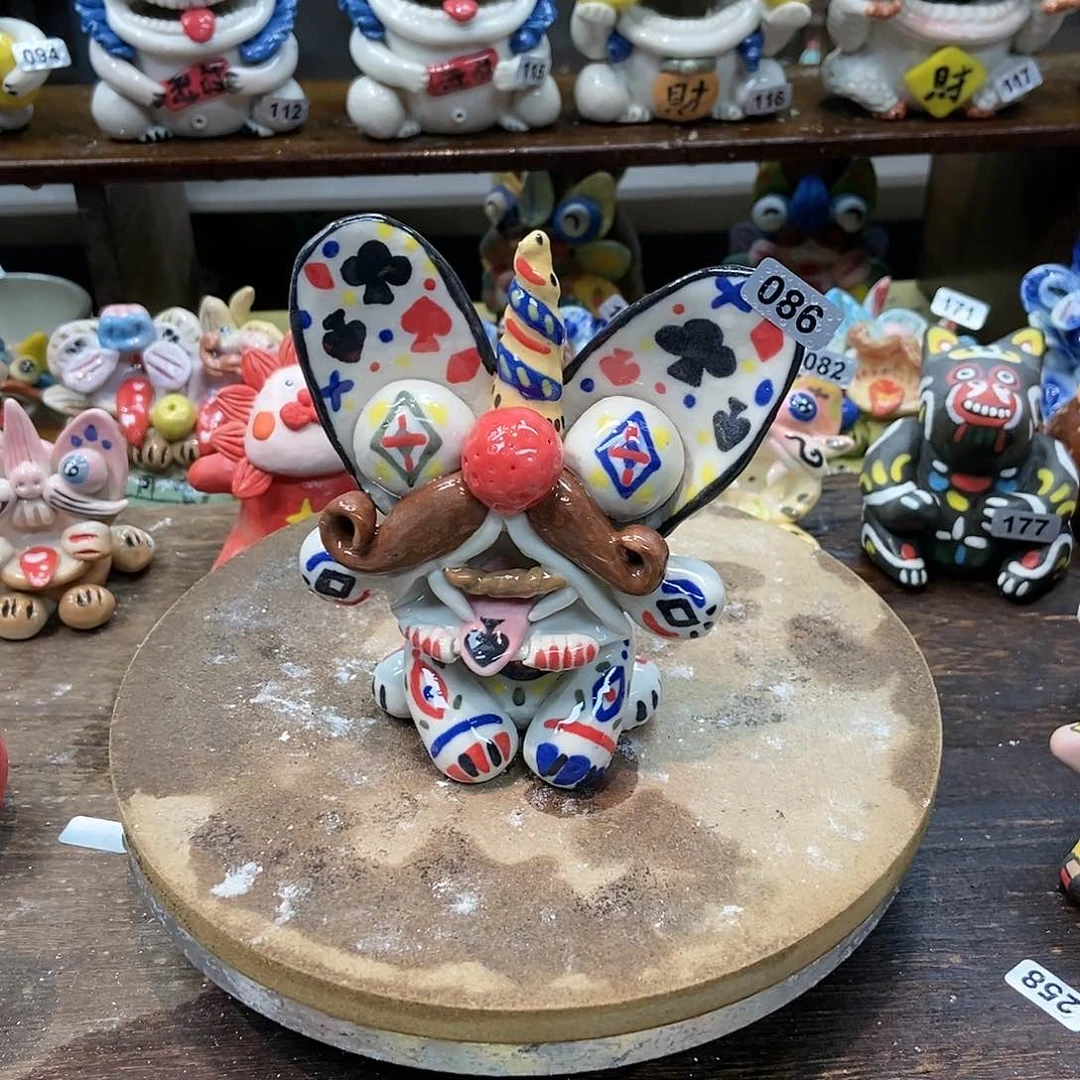 摆件兜****直播间手工抽象陶瓷摆件086