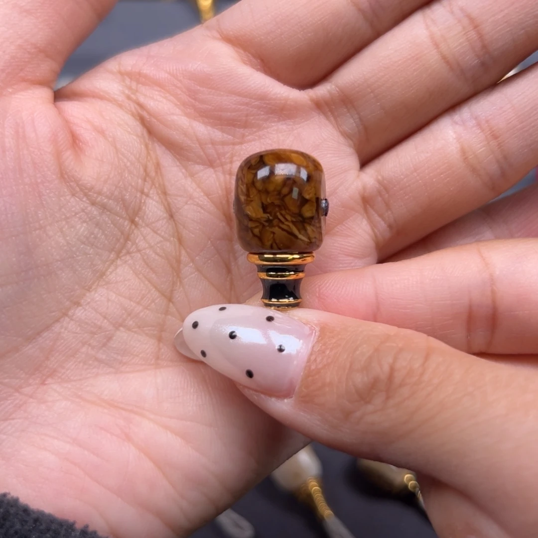 琥珀未镶嵌裸石12.8mm