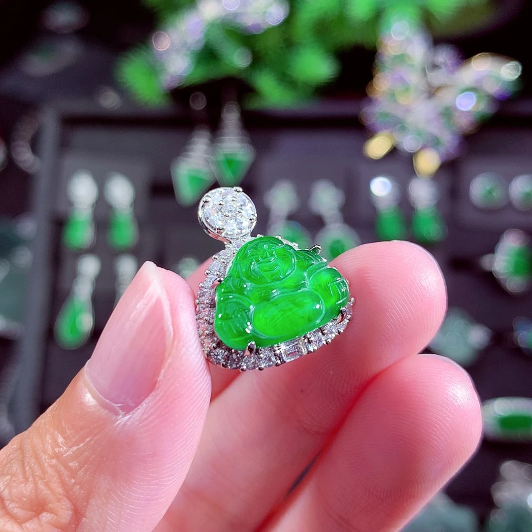 颈饰未镶嵌翡翠天然