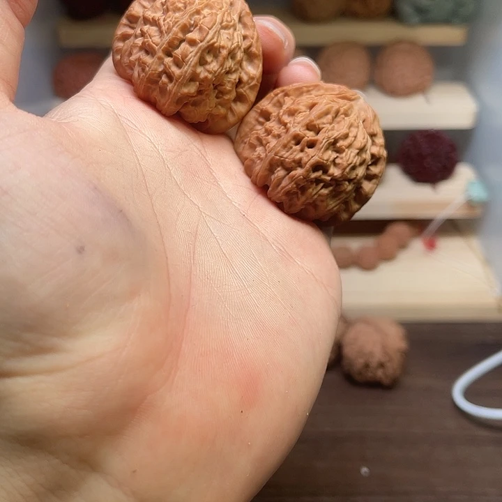 吊坠文玩核桃40狮子