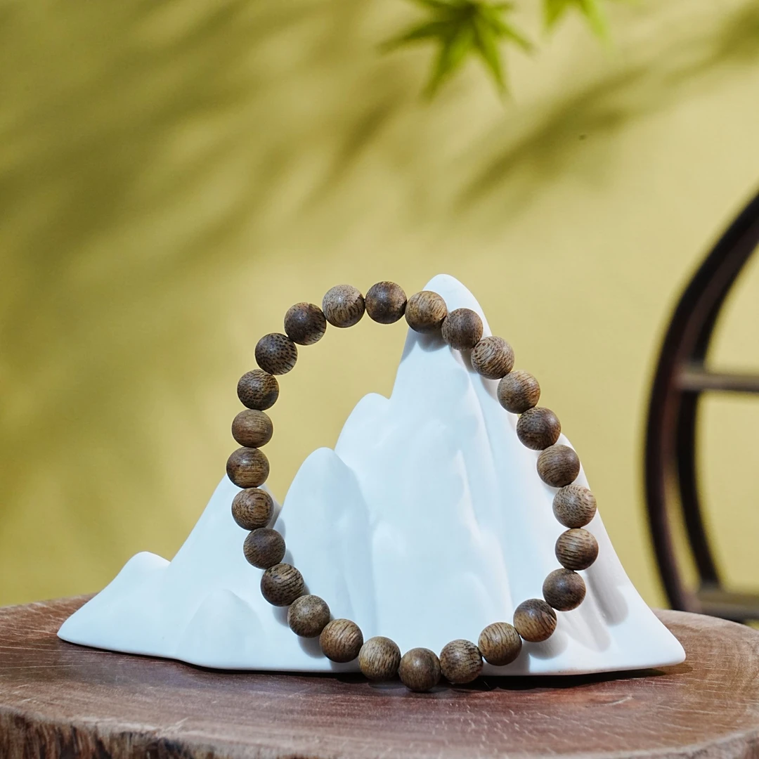 "海南黄奇楠 沉香手串 0.71cm 4.15g 250828039 F"