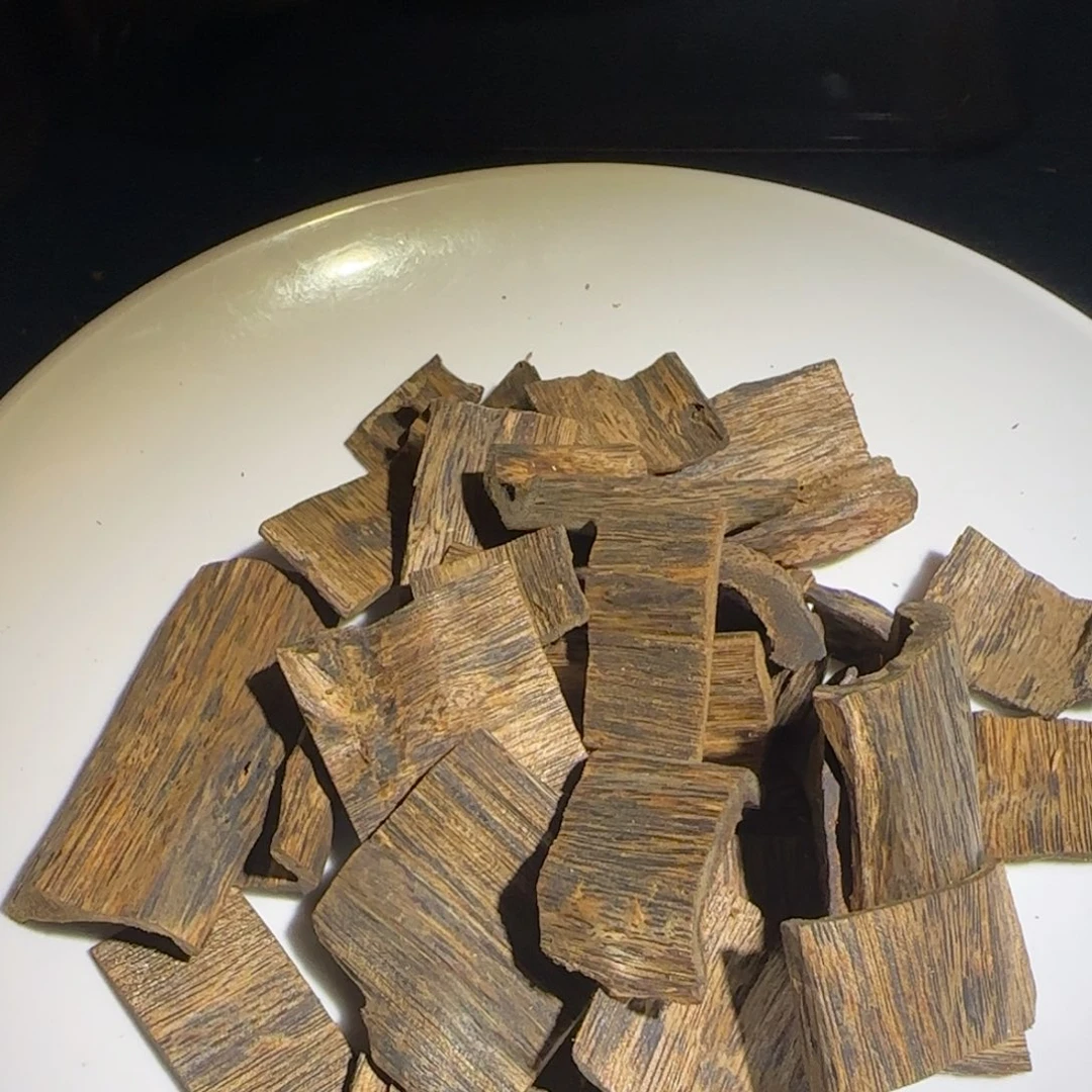 沉香沉香碎屑金沙叶皮油61克