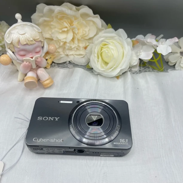 9新 Sony/索尼 九成新索尼w5701610万像素五倍光学变焦拨片有瑕疵