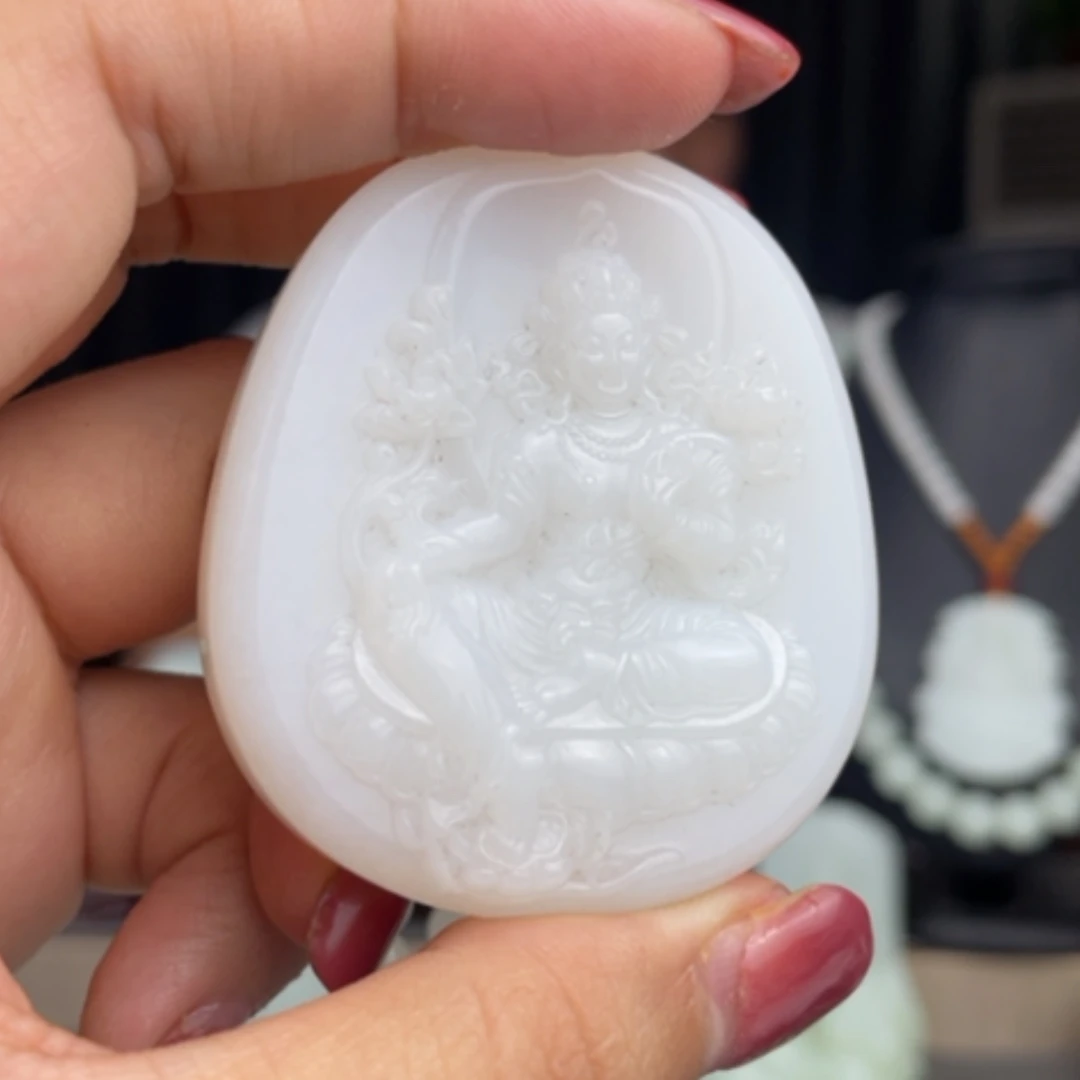 【闪购商品】颈饰未镶嵌和田玉