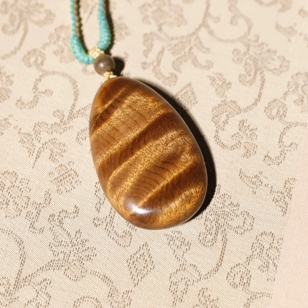 金丝楠阴沉水波纹水滴吊坠多样性发其一