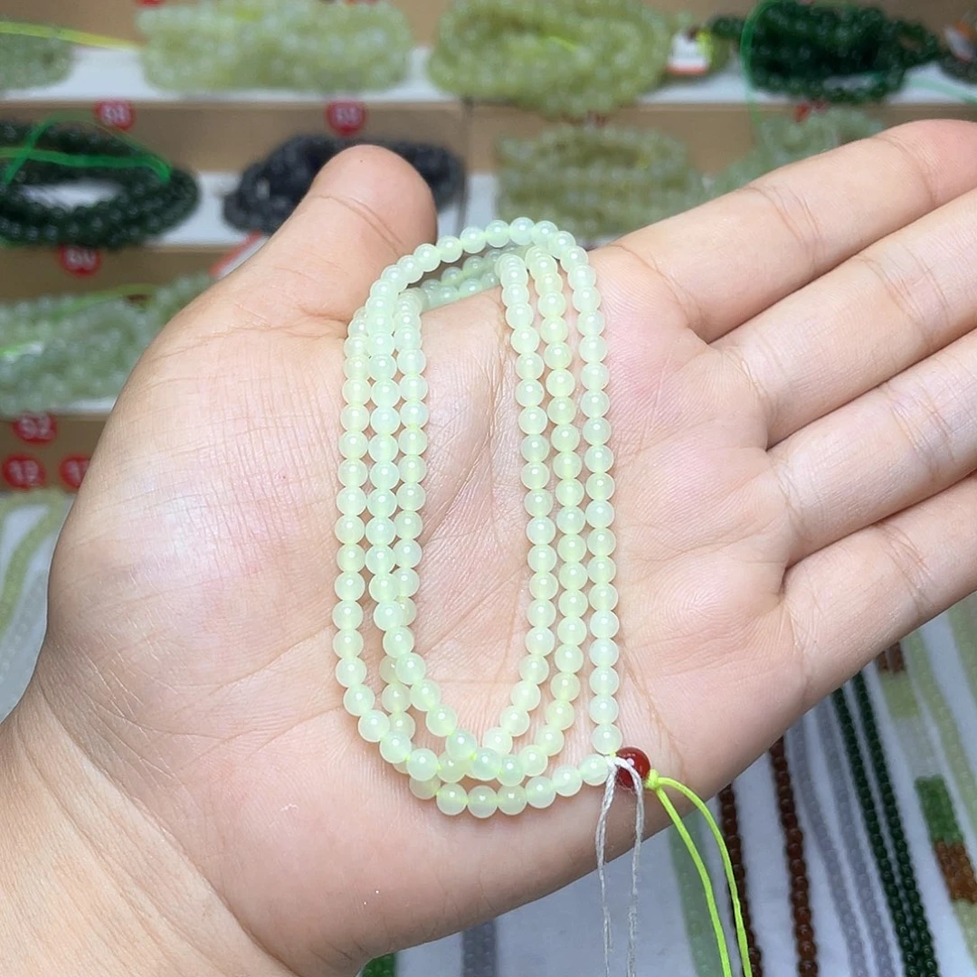 ****辉和田玉未镶嵌颈饰5mm